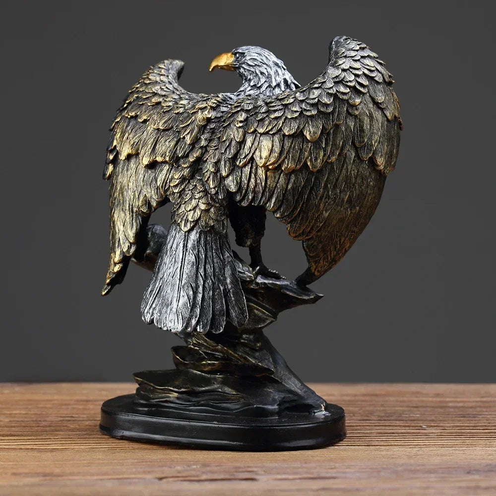escultura-de-aguia-preto3